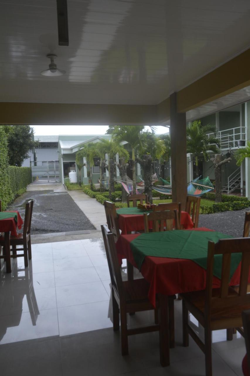 La Fortuna Backpackers Resort Kültér fotó
